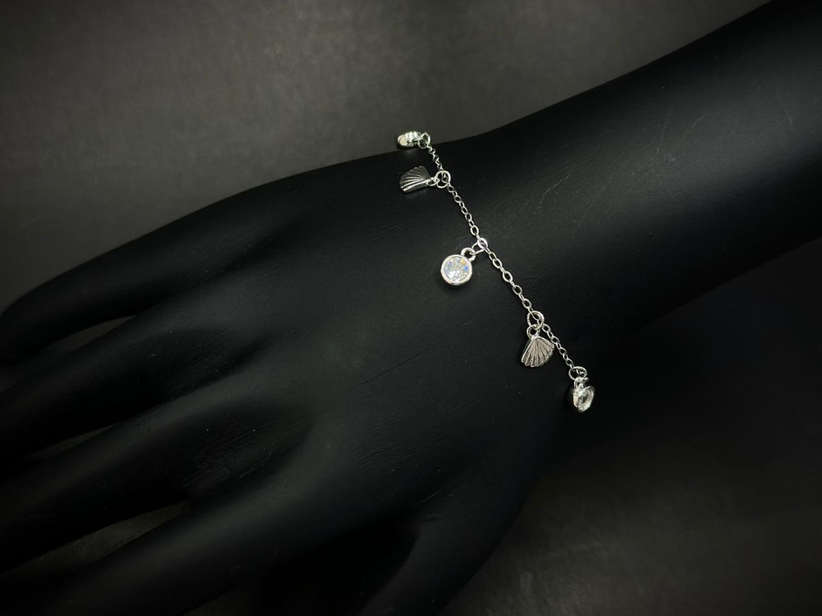 Ocean Whisper – 925 Silver White Gold Shell Charm Bracelet