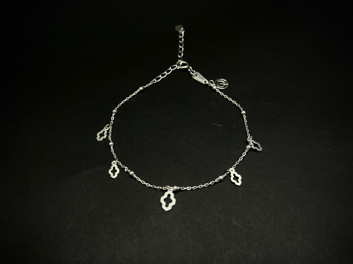 Whispering Leaf – 925 Silver Charm Bracelet