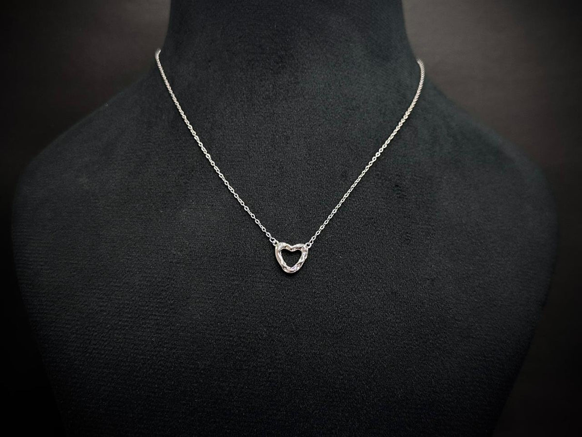 925 Sterling Silver Hollow Heart Pendant Necklace – White Gold Finish